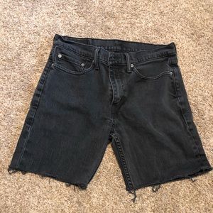 Cut off men’s Levi Shorts